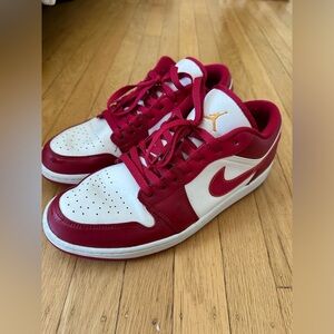 Air Jordan 1 Low - Cardinal Red and Gold